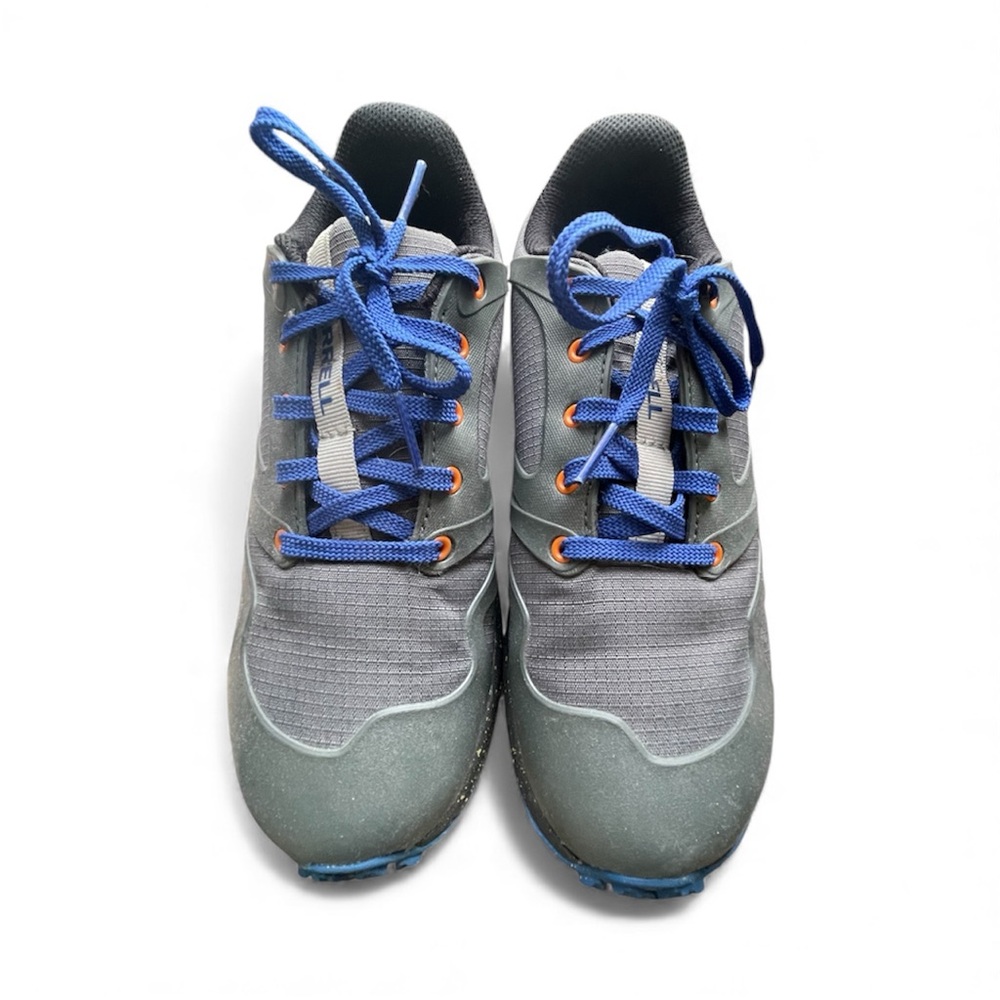 Merrell Kids Sneakers in Gray with Blue Accents